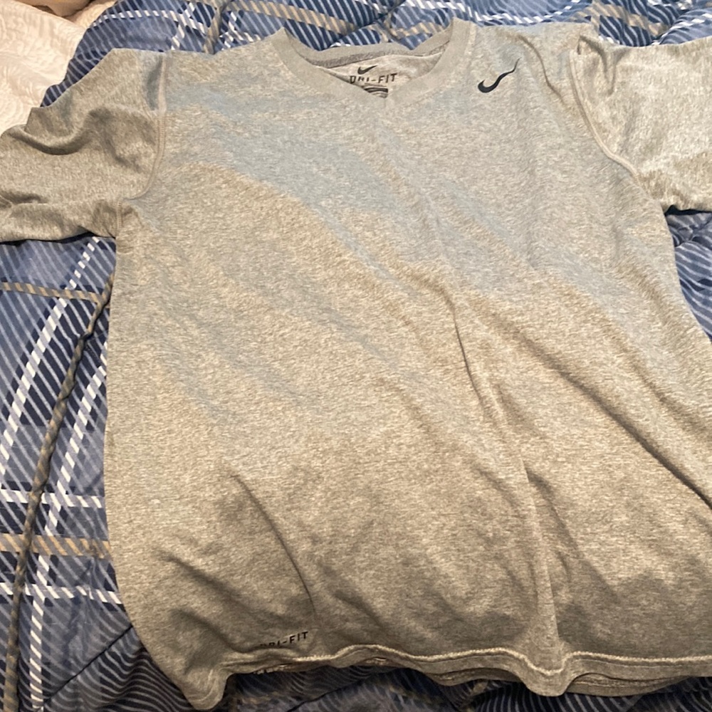Gray shirt sleeve dri fit Nike athletic shirt size M